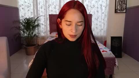 Alaia Skater online show from October 2025 07:25:02 PM