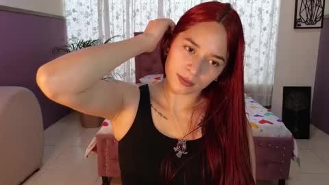 Alaia Skater online show from October 2025 06:08:01 PM