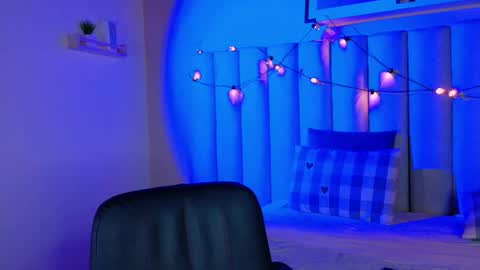  Alaia  online show from November 2025 11:38:02 AM