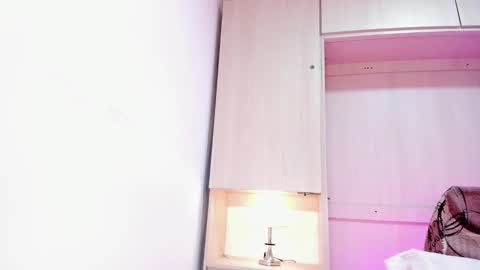 alaiaroose online show from October 2025 08:21:02 PM