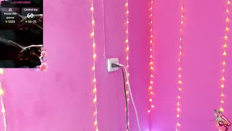 Snapshot of alaiia_rosse chatting on March 2025 07:49:02 PM  Alaiia  online show from March 2025 07:49:02 PM