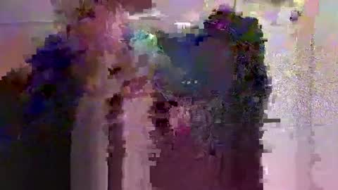 Snapshot of alain420 chatting on December 2024 06:43:01 AM Tom online show from December 2024 06:43:01 AM