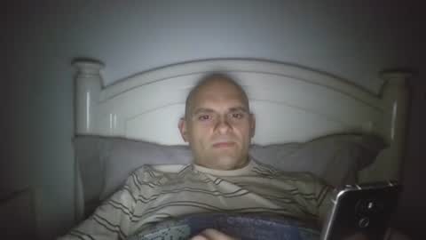 Snapshot of alain766 chatting on May 2026 09:44:02 PM alain766 online show from May 2026 09:44:02 PM