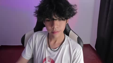 Snapshot of alan18n chatting on January 2025 02:03:01 AM alan18n online show from January 2025 02:03:01 AM