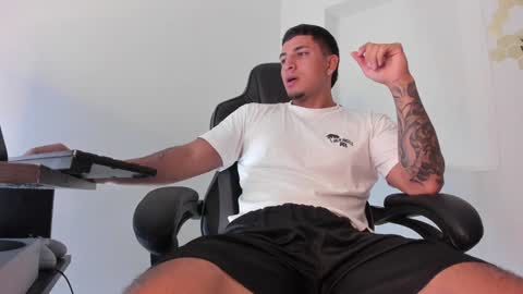 Alan online show from January 2025 04:53:01 PM