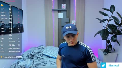 Alan  Kevin can we reach 100 thumbs up please guys  online show from September 2025 07:25:01 PM