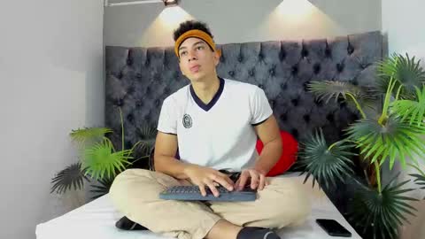 Alan online show from November 2025 01:43:01 PM