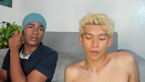 Alan and Criss - WE JUST FRIENDS WITH BENEFITS BOTH VERS online show from December 2024 03:52:02 AM