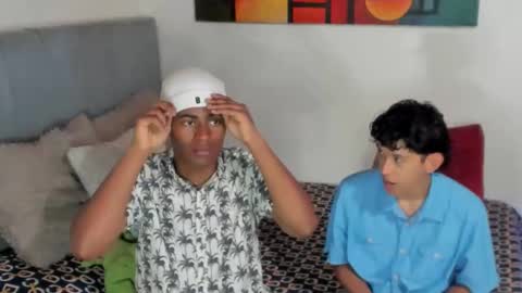 Alan and Criss - WE JUST FRIENDS WITH BENEFITS BOTH VERS online show from January 2026 07:15:01 PM