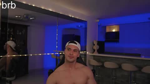 Snapshot of alan_vidal chatting on July 2026 03:08:01 AM Alan Vidal online show from July 2026 03:08:01 AM