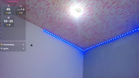 Snapshot of alana_ponse chatting on December 2024 10:56:01 AM Alana. online show from December 2024 10:56:01 AM