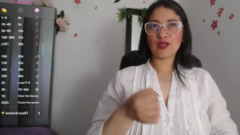 Snapshot of alana_steel_1 chatting on November 2025 12:05:02 PM Alana online show from November 2025 12:05:02 PM