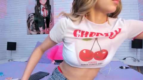 Snapshot of alanahell_ chatting on February 2026 09:27:01 PM ALANA online show from February 2026 09:27:01 PM