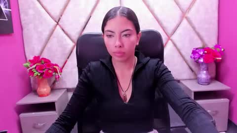 Alana hot online show from December 2025 05:02:02 AM