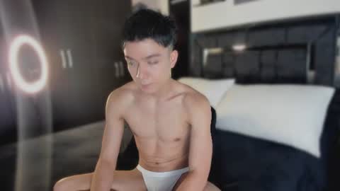 Snapshot of alanblack1 chatting on July 2026 01:20:01 AM alanblack1 online show from July 2026 01:20:01 AM
