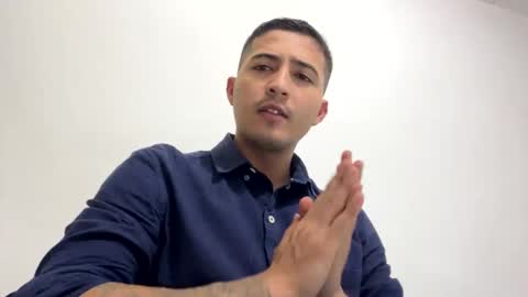 alanj998 online show from November 2025 01:29:01 AM