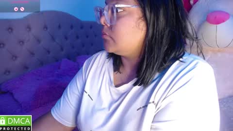 Snapshot of alanna_brunette chatting on January 2025 12:53:02 AM lanna online show from January 2025 12:53:02 AM