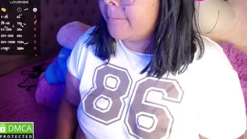 Snapshot of alanna_brunette chatting on January 2025 08:14:02 AM lanna online show from January 2025 08:14:02 AM