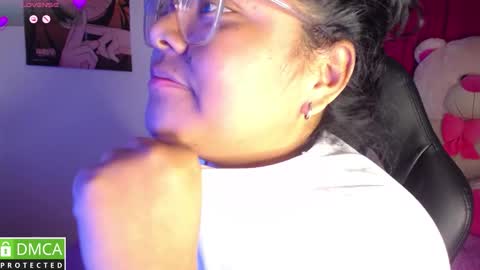 Snapshot of alanna_brunette chatting on October 2025 04:10:01 AM lanna online show from October 2025 04:10:01 AM