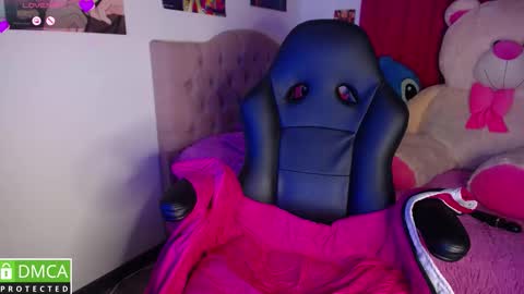 Snapshot of alanna_brunette chatting on October 2025 12:30:02 AM lanna online show from October 2025 12:30:02 AM