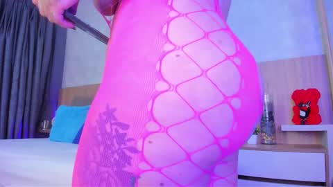 Alanna  online show from November 2025 02:11:02 AM