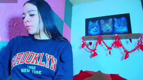 Snapshot of alanna_love02 chatting on February 2026 05:26:01 AM Alanna online show from February 2026 05:26:01 AM