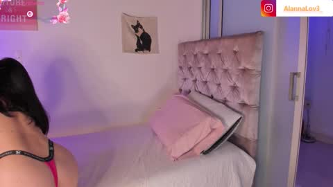 Alanna  online show from March 2026 07:18:02 PM