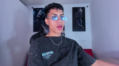 alannaughty_ online show from January 2025 09:18:01 PM