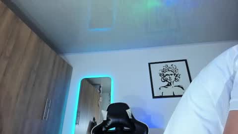 alannaughty_ online show from June 2026 11:37:01 PM