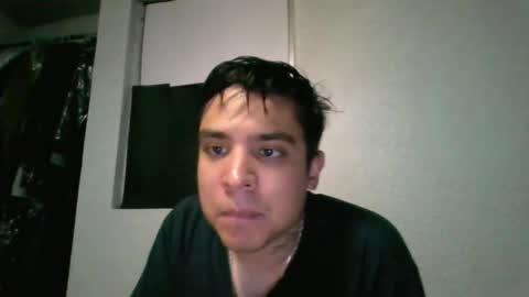 albertoarenas16 online show from May 2026 01:57:16 AM