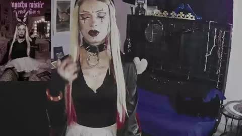 Mistic witch online show from July 2026 06:49:02 PM