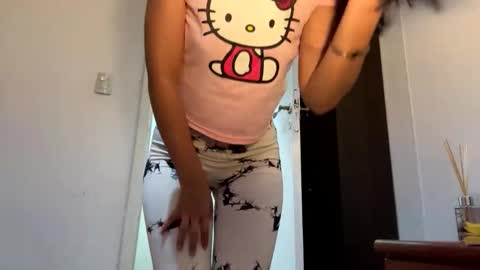 Snapshot of aldiiiuwu chatting on November 2025 06:35:01 PM aldiiiuwu online show from November 2025 06:35:01 PM