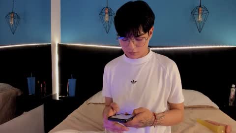 ale_aurarashi online show from September 2025 04:39:02 AM