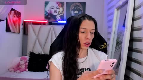 Snapshot of ale_noah_xxx chatting on December 2024 11:17:02 PM ale_noah_xxx online show from December 2024 11:17:02 PM