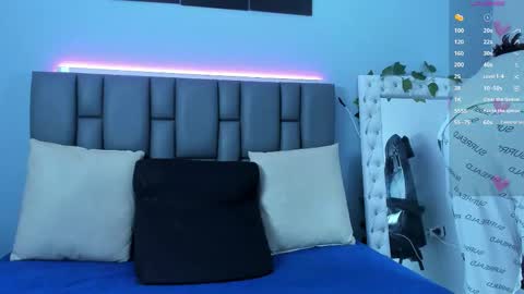 Snapshot of ale_noah_xxx chatting on October 2025 03:40:02 AM ale_noah_xxx online show from October 2025 03:40:02 AM