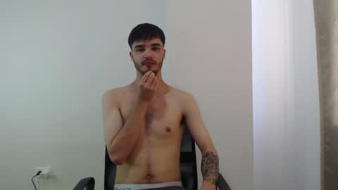 Snapshot of aleex_miller chatting on September 2025 03:24:01 PM aleex_miller online show from September 2025 03:24:01 PM