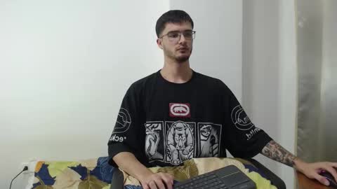 Snapshot of aleex_miller chatting on October 2025 07:28:01 AM aleex_miller online show from October 2025 07:28:01 AM