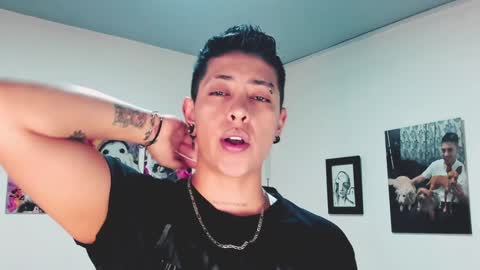 Alejandra online show from February 2025 07:27:01 PM