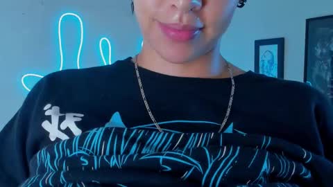 Alejandra online show from September 2025 11:26:01 PM