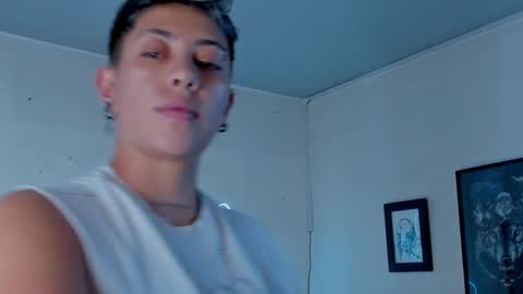 Snapshot of aleja1214 chatting on December 2025 10:26:02 PM Alejandra online show from December 2025 10:26:02 PM