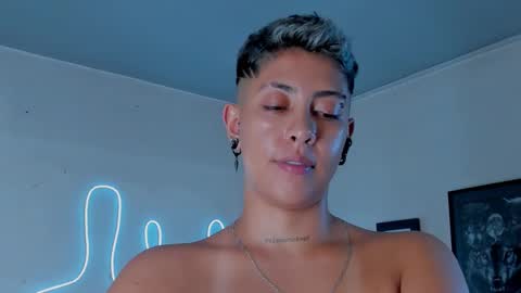 Snapshot of aleja1214 chatting on December 2025 10:33:01 AM Alejandra online show from December 2025 10:33:01 AM