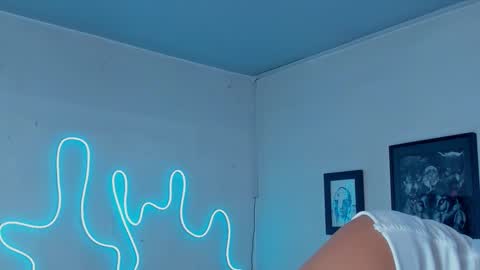 Snapshot of aleja1214 chatting on January 2026 12:35:01 AM Alejandra online show from January 2026 12:35:01 AM