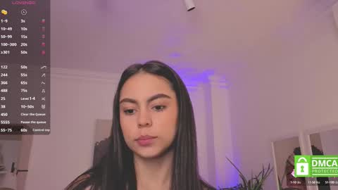 Alejandra online show from October 2025 11:50:02 AM