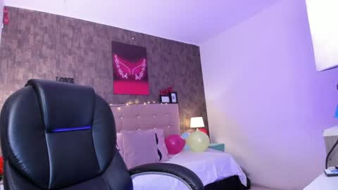   online show from July 2026 07:16:01 PM