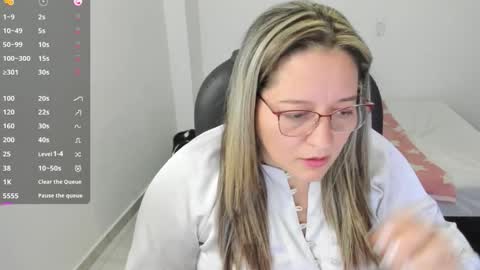 Snapshot of alejandra_milf_ chatting on November 2025 01:43:01 PM alejandra online show from November 2025 01:43:01 PM