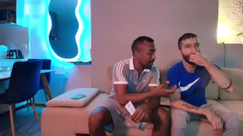 Snapshot of alejandro_bigcock chatting on February 2025 02:32:02 AM Alejandro Hernndez online show from February 2025 02:32:02 AM