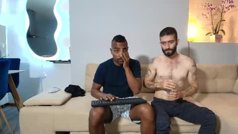 Snapshot of alejandro_bigcock chatting on March 2025 06:46:02 AM Alejandro Hernndez online show from March 2025 06:46:02 AM