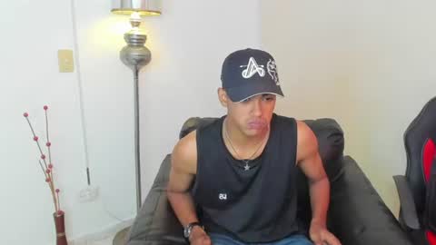 Snapshot of alejandro_williams chatting on June 2026 08:57:02 PM Alejandro williams online show from June 2026 08:57:02 PM
