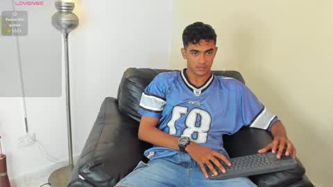 Snapshot of alejandro_williams chatting on June 2026 08:35:01 PM Alejandro williams online show from June 2026 08:35:01 PM