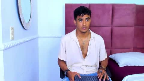 Snapshot of alejandro_williams chatting on July 2026 07:31:01 PM Alejandro williams online show from July 2026 07:31:01 PM